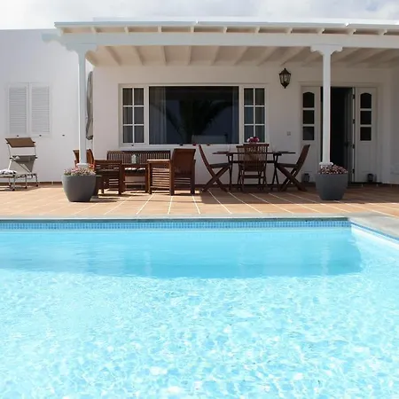 Manuela By Buenavilla فيلة